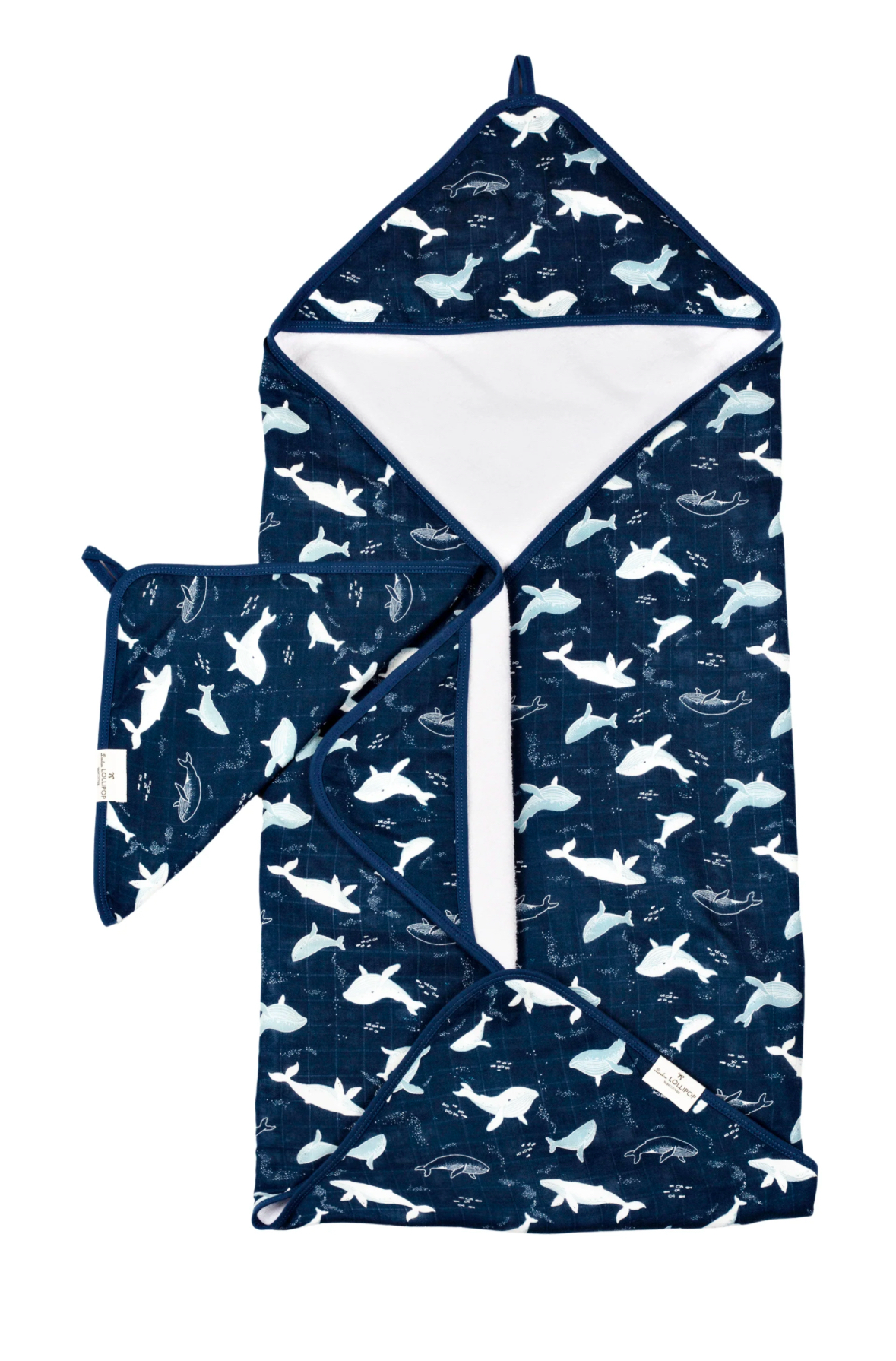 LouLou Lollipop Muslin Cotton Hooded Towel Set in Whales